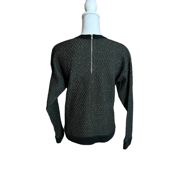 Suzanne Rae women's textured grey long sleeve sweater gold back zip  sz 6 - Picture 2 of 6